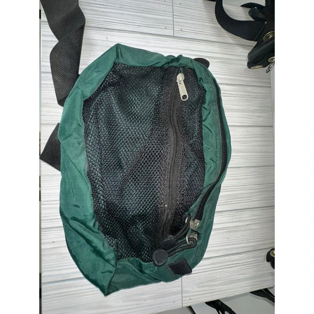 REI Trekker Wonderland‎ Backpack Rucksack Green Black Camping Hiking Outdoor Bag
